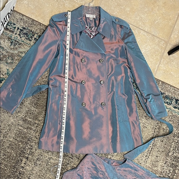 ST. JOHN trench coat Women's Iridescent Jacket - Pink and Blue belted lined - Picture 12 of 17